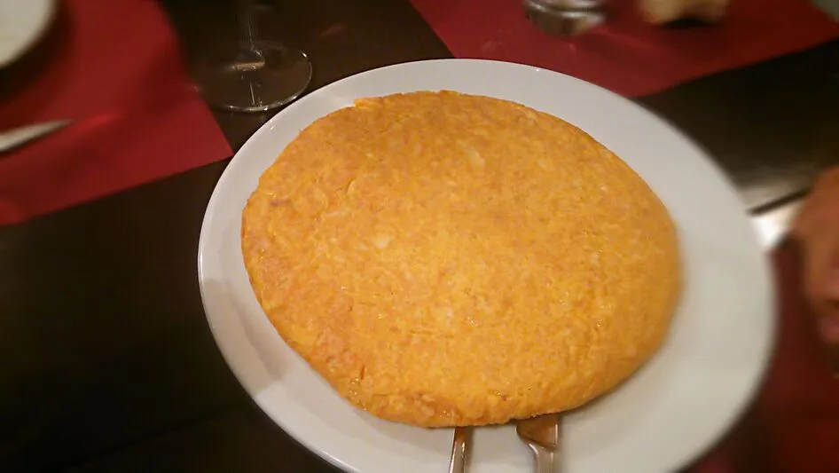 tortilla gallega（トルティージャガジェガ） ガリシア風オムレツ～(^^)|quitaさん