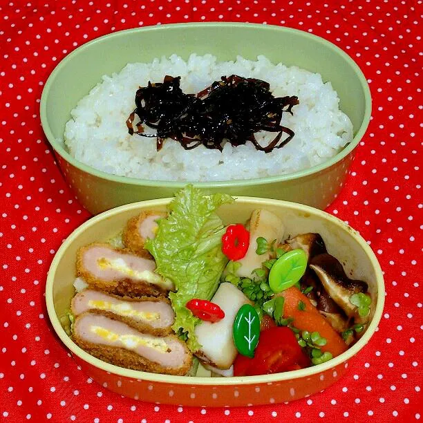 10/24(木)の旦那弁当
♪ハムカツ
♪椎茸のソテー
♪ちくわぐるぐる
♪ピクルス
♪スプラウト|ふみぃさん