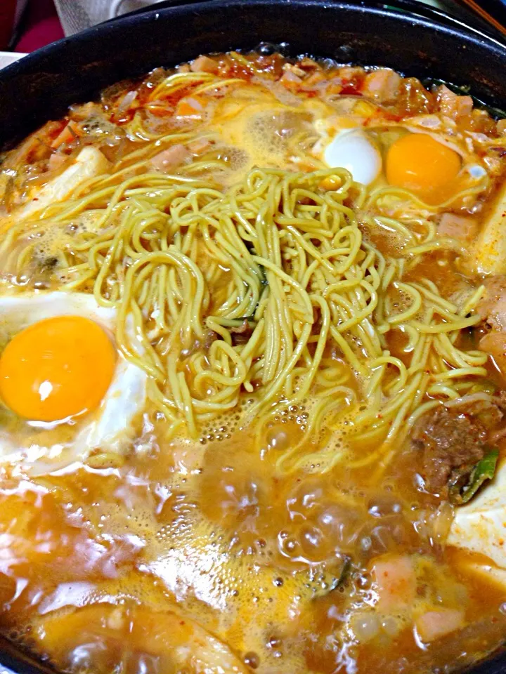 シメのストレート麺！|伍龍やすさん