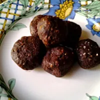 Snapdishの料理写真:Oat Balls|Desty Rialniさん