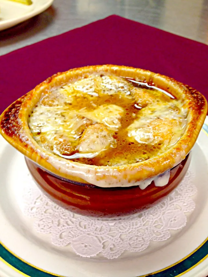 Snapdishの料理写真:French Onion Soup|Theran Conradさん