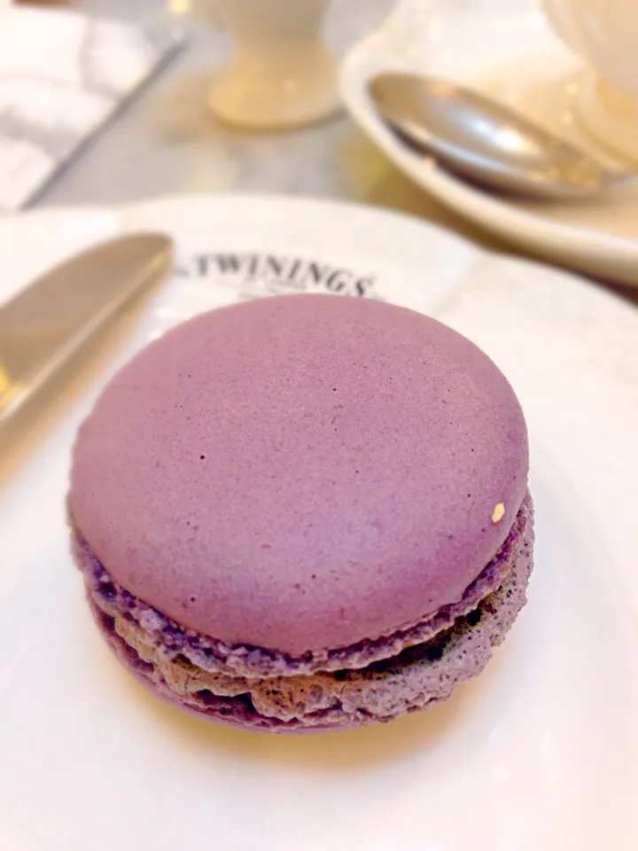 Wildberry Macaroon มีผสมถั่วกรุบกริบ|didi kullawadeeさん