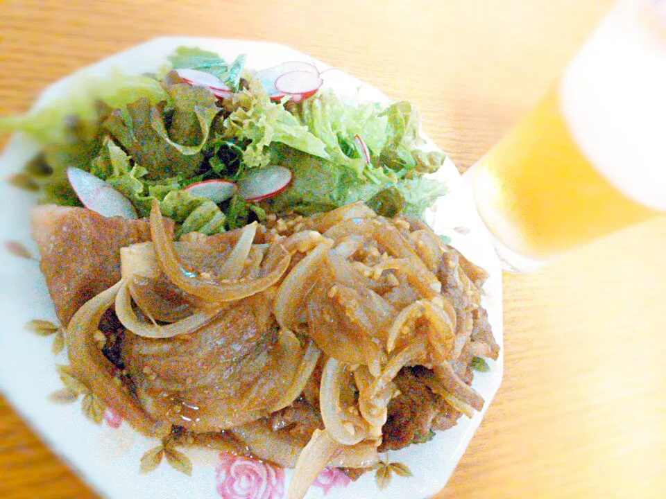 今日のおかず★ニンニクたっぷり焼き肉|かわいまゆかさん