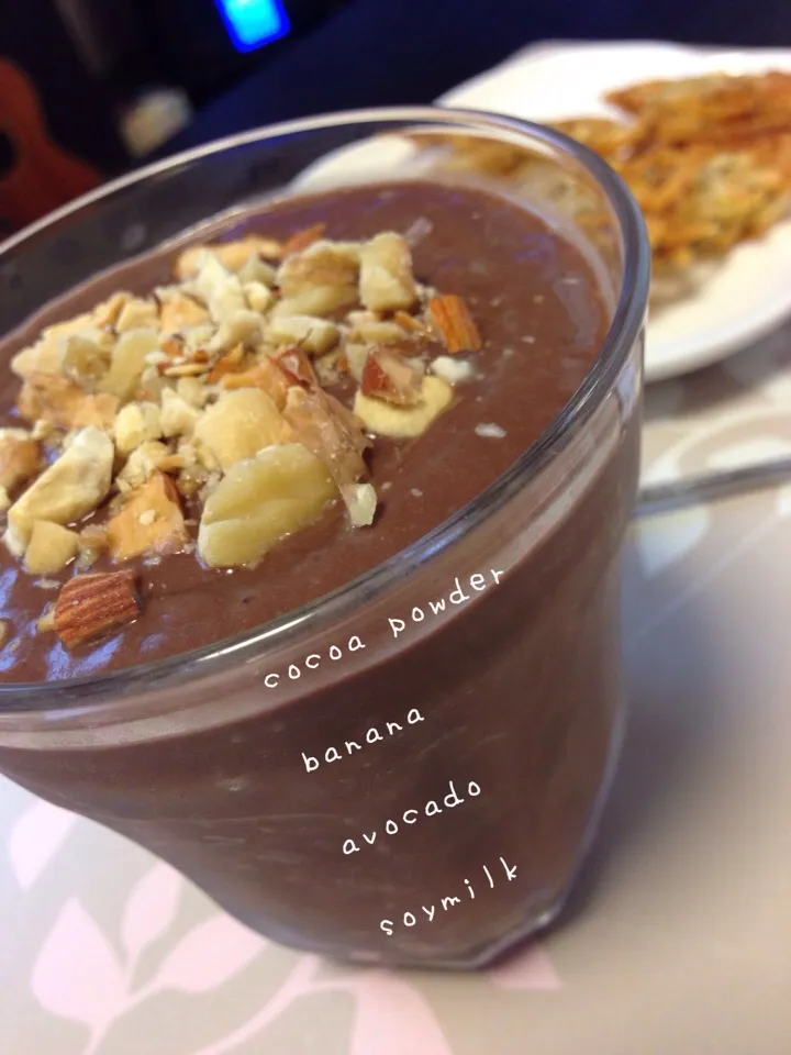 Snapdishの料理写真:Chocolate Smoothie|Lenさん