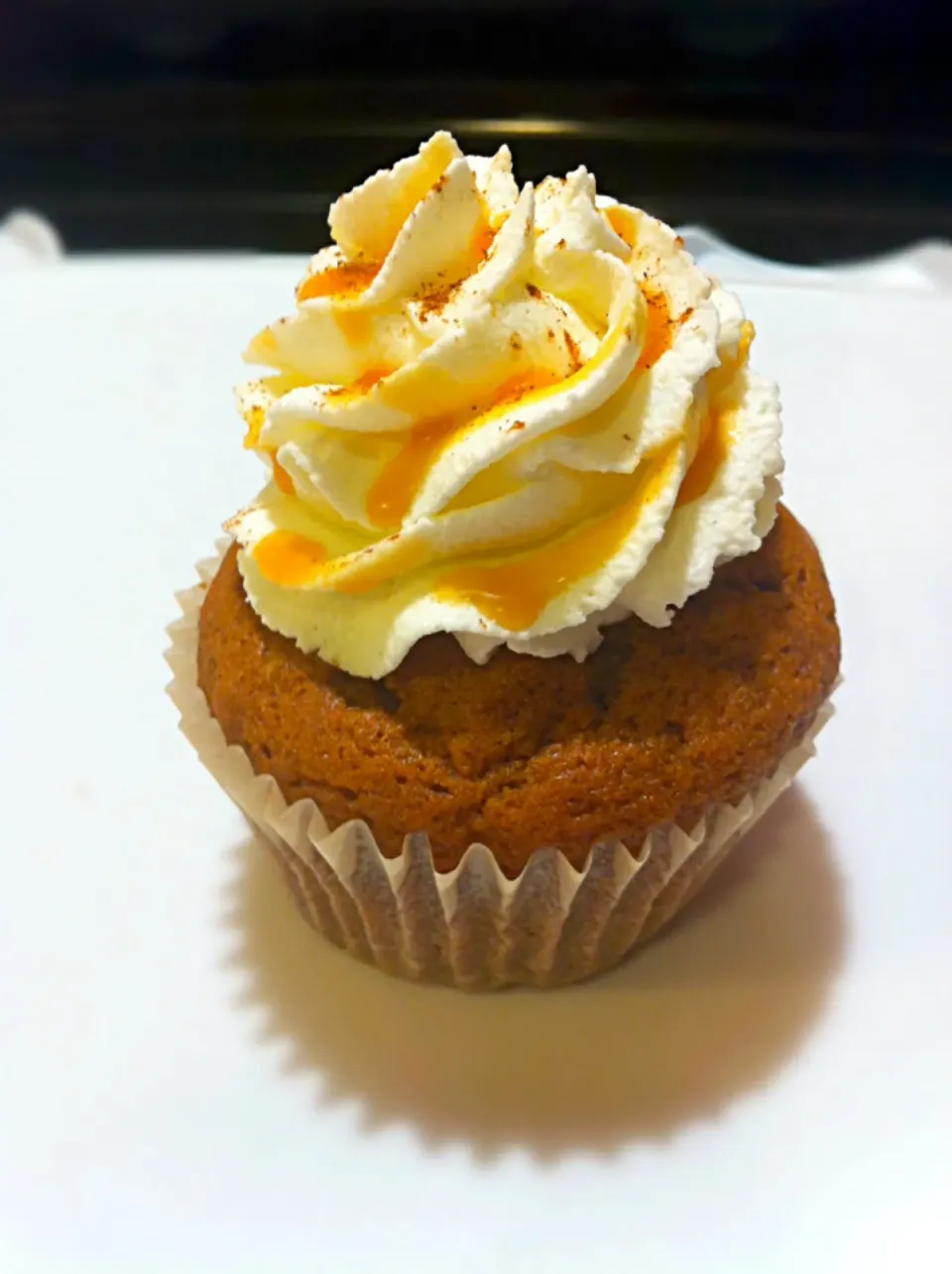 Snapdishの料理写真:Pumpkin spice latte cupcake|Tiffini Millsさん