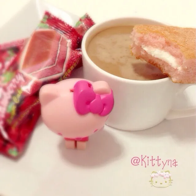 I💗☕️*🎀(=・з・)🍓 Layer cake *:.｡. ･*:✨.:*･゜ﾟ･*|🎀Kittyna🌸さん