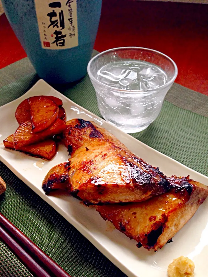 shinjiterao's Grilled yellowtail&radish🐟真次さんの焼きぶり大根|🌈Ami🍻さん