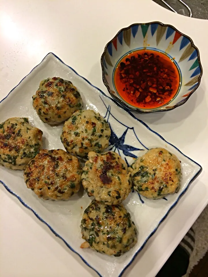 Chicken mince meat with softbone and mint leaf|stellaさん