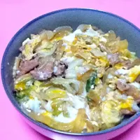 Snapdishの料理写真:キャベツと豚肉の玉子丼|ともみさん