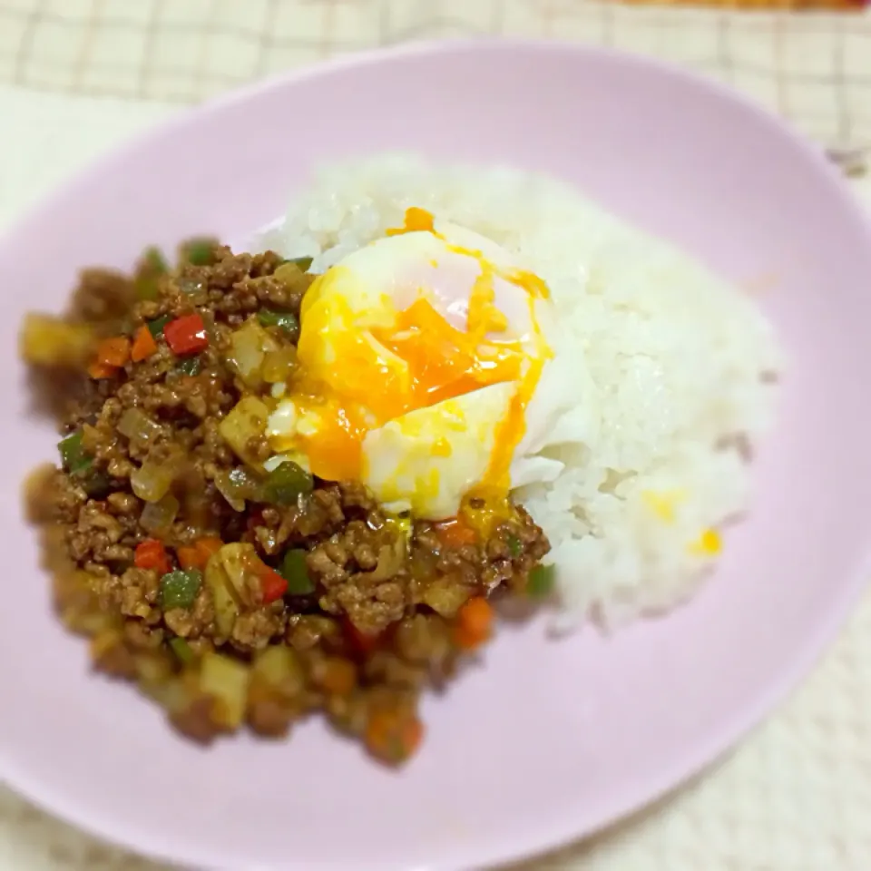 ひろすけさんの料理 蓮根たっぷりドライカレー★ポーチドエッグ添え|えりさん