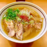 Snapdishの料理写真:鶏塩ラーメン|Yama善さん