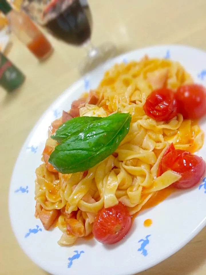 はじめて作った！生パスタ☆モッツァレラとトマトのソースで･･･|yuki.sさん