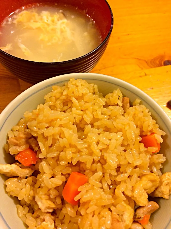 鶏肉の炊き込みご飯|おちさんさん