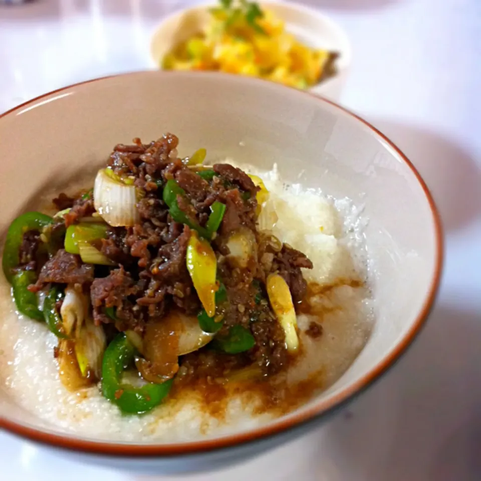 プルコギとろろ丼（＾ω＾）|いずんさん