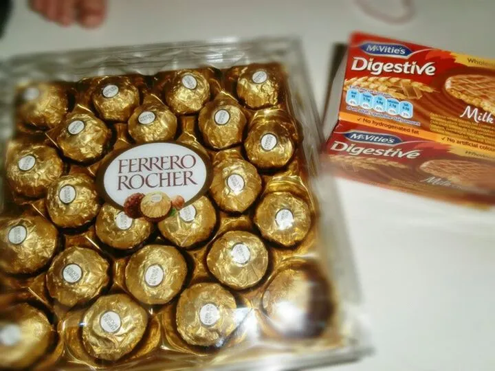 Snapdishの料理写真:ferrero rocher and digestive|Charly Victoriaさん