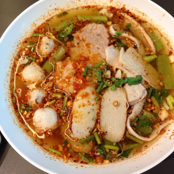 Tom Yam Fish noodle , เกาเหลาต้มยำเส้นปลา, Khao-Lao-Tom-Yum-Sen-Pla|Tunaさん