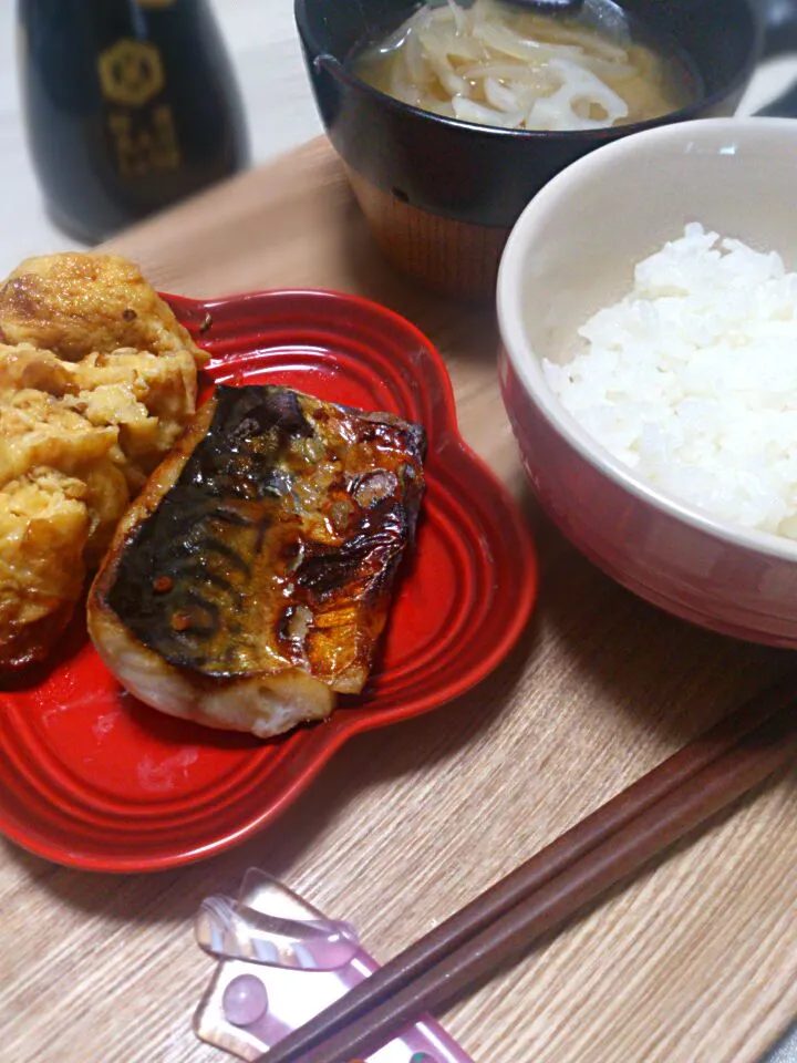 一人朝食( *´艸｀)|まるさん