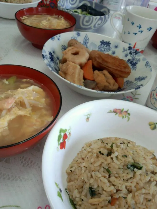 高菜チャーハン＆もやしスープ＆おばーちゃんの煮物♪|はぎのつきさん