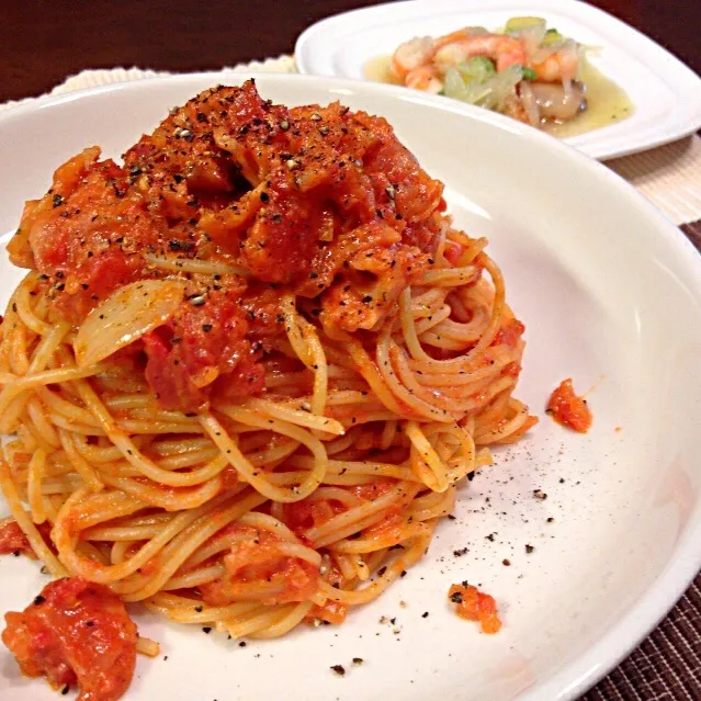 トマトとニンニクのスパゲティ|さるさん