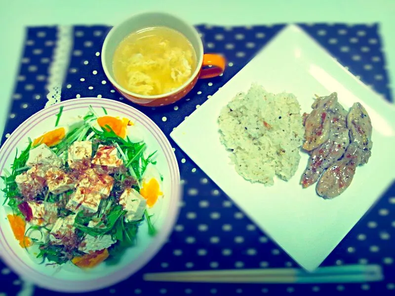 夕ごはん 
(雑穀米/セセリ焼/水菜とお豆腐のサラダ/たまごスープ)|ばるさん