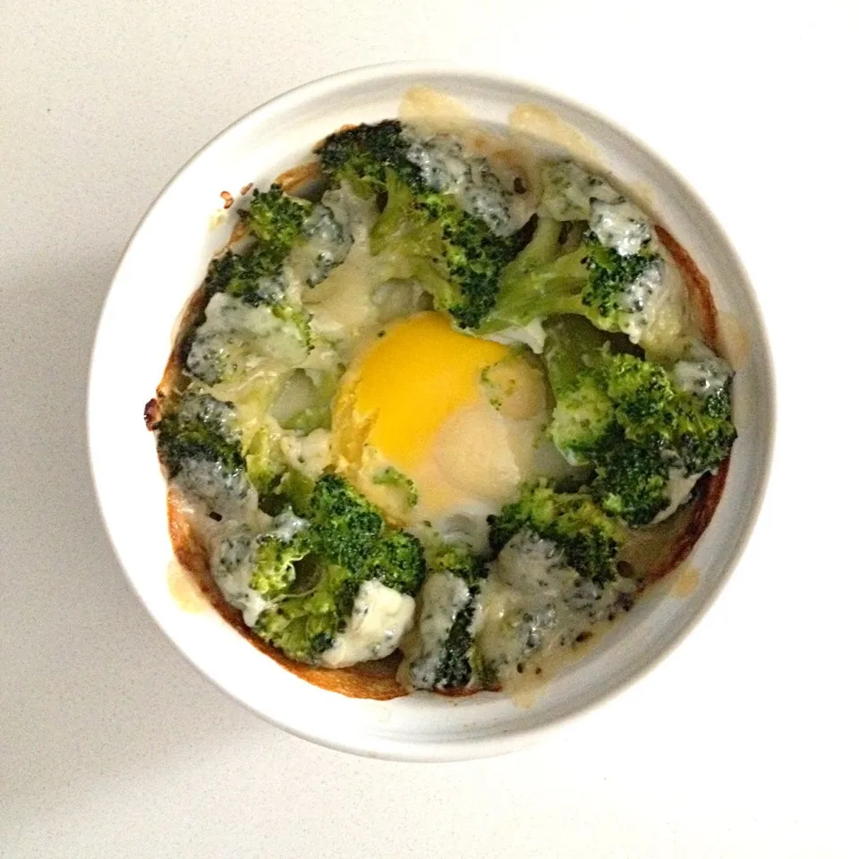 Broccoli & Egg with Asiago Cheese|Aliceさん