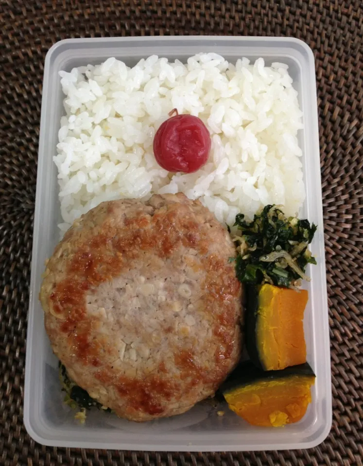 Snapdishの料理写真:えのき入りヘルシージャンボハンバーグ弁当|*なおみん*さん