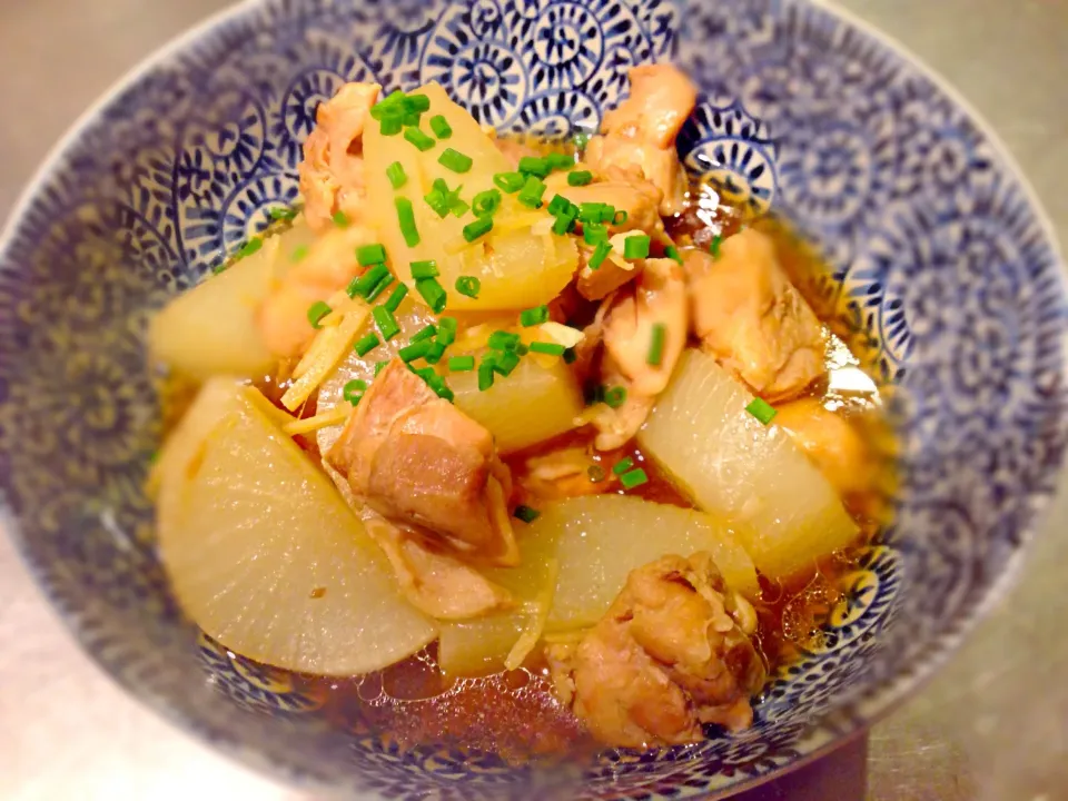 もこみち流 鶏肉と大根の煮物|りえさん