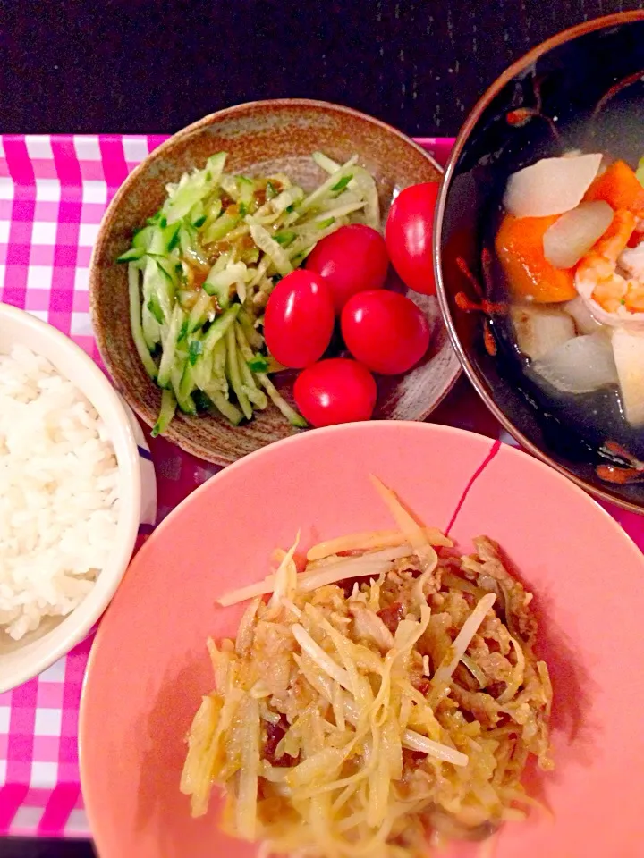 じゃがいものカレー炒め、豆腐とエビのスープ|ゆみちゃんさん