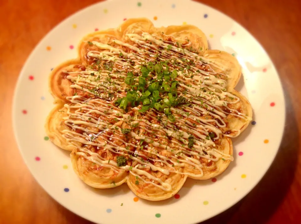 Okonomiyaki made in a waffle maker!|Maylingさん