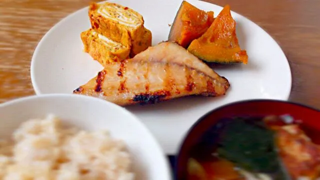 焼き魚定食【つぼ鯛高砂長寿味噌漬】|プチテンよすさん