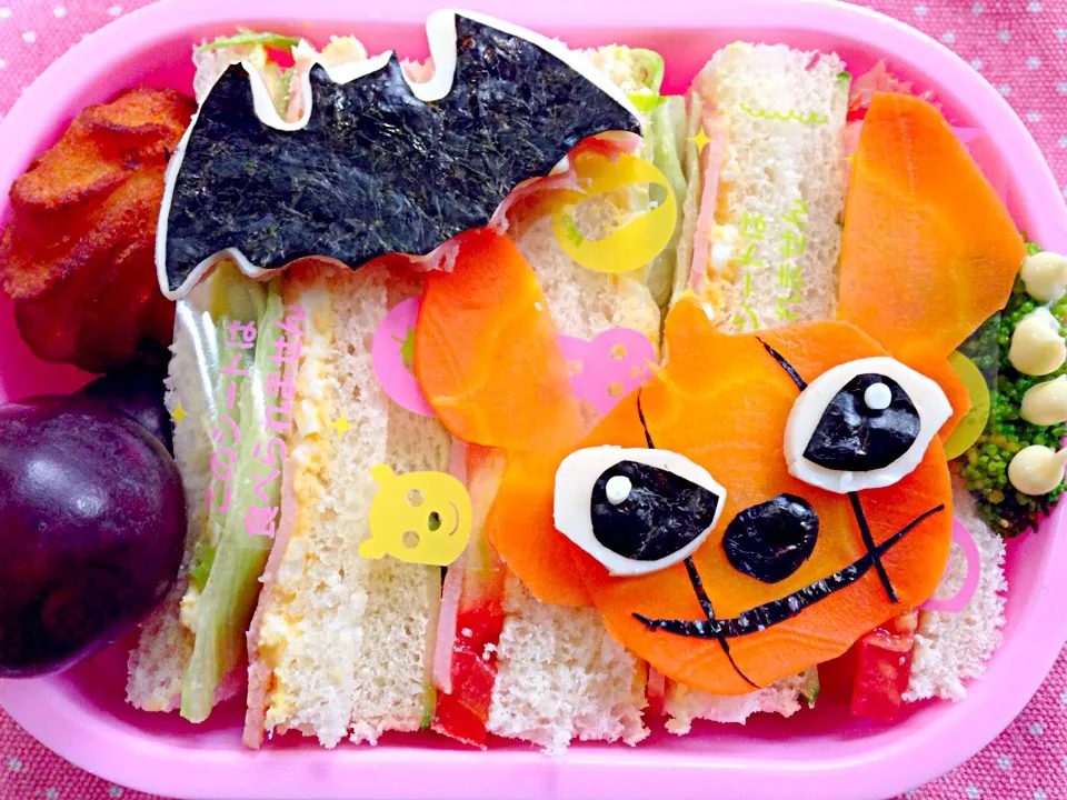 Lunch box☆Stitch's Jack-o'-Lantern Sandwich☆ｽﾃｨｯﾁのお化けｶﾎﾞﾁｬ ｻﾝﾄﾞｳｨｯﾁ|🌈Ami🍻さん