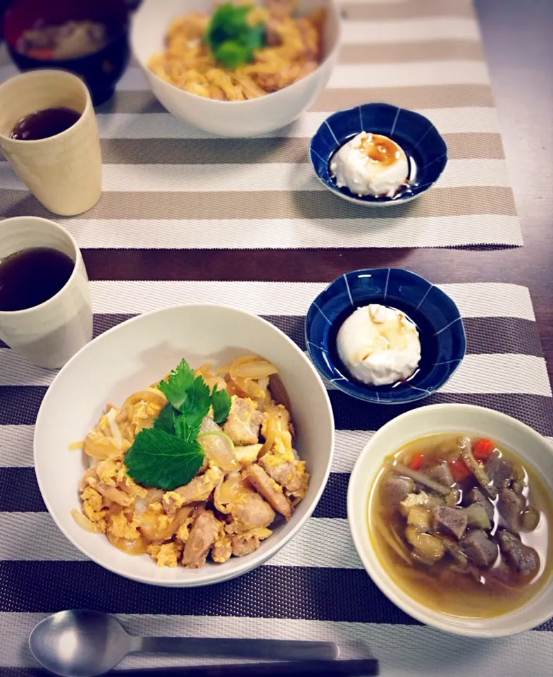 親子丼 けんちん汁 10.30|ちさとさん