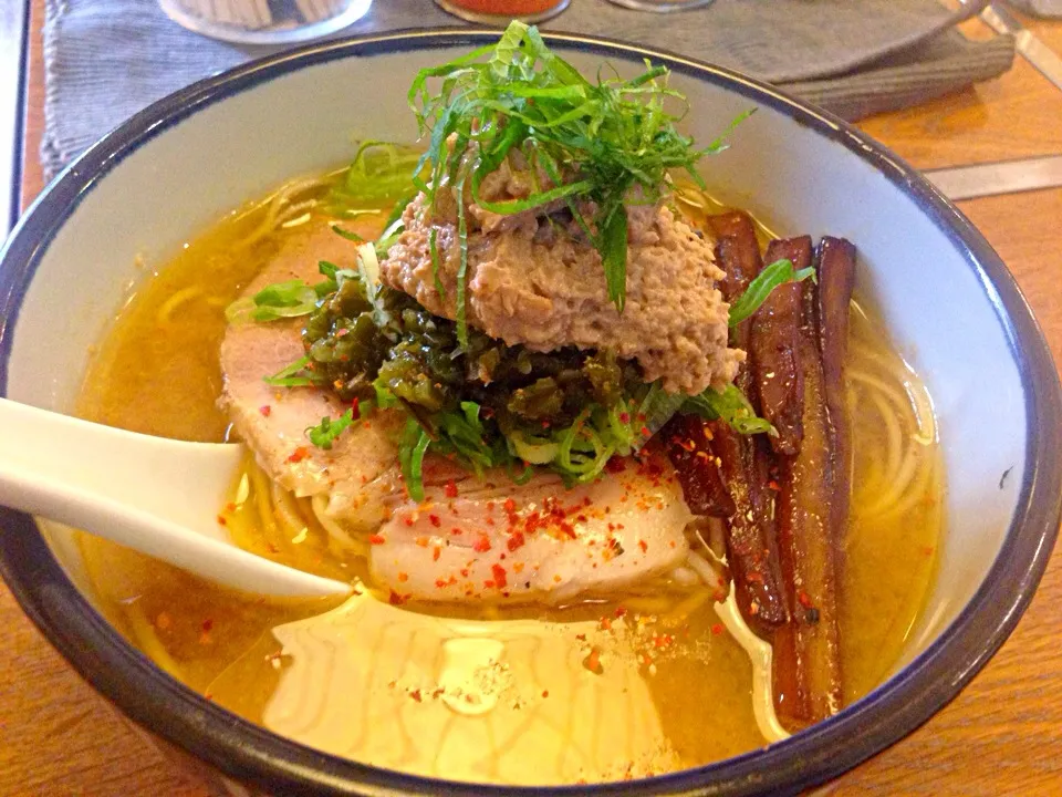 「雨は、やさしく」の味噌ラーメン|あーやさん