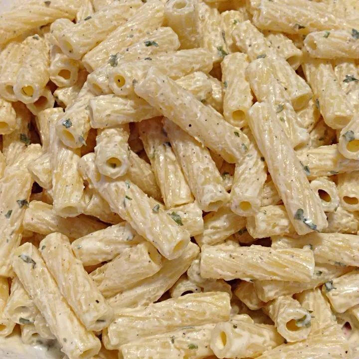 Pasta Tortiglioni a la Crema con Perejil.|Loreleyさん