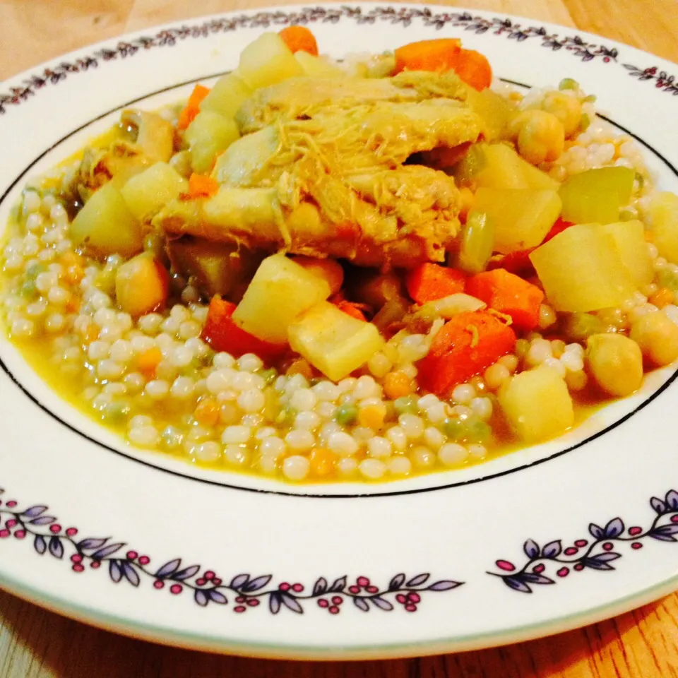 Moroccan Chicken and Vegetable Stew over Cous Cous|http://melissasmenu.wordpress.com/さん