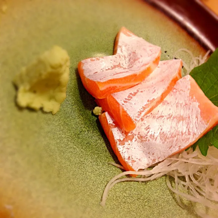 Salmon belly sashimi|prissyさん