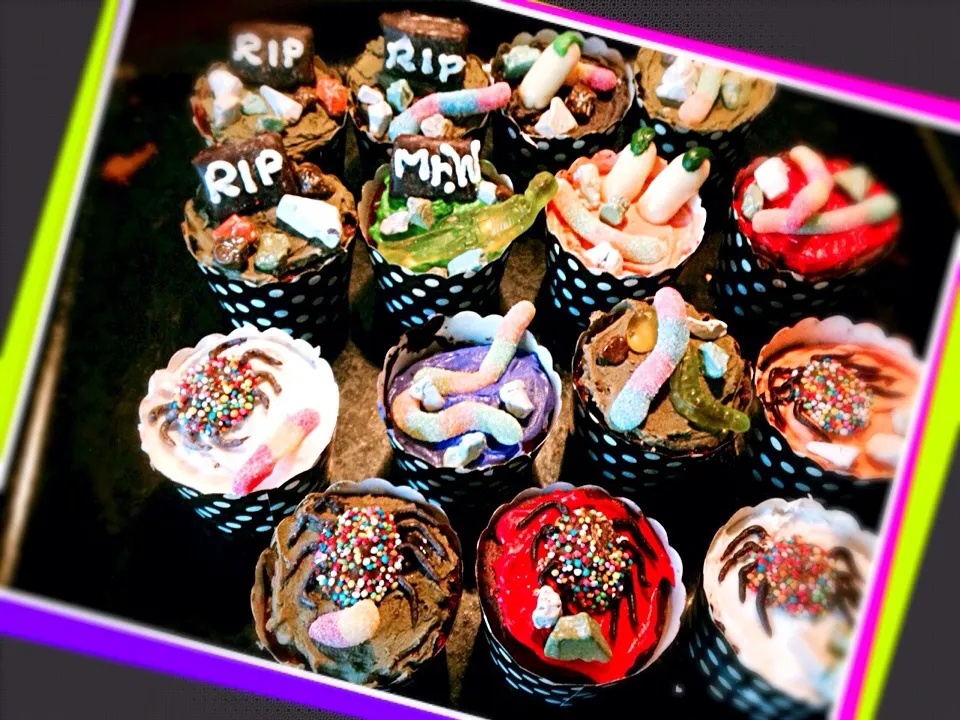 💀Halloween cupcakes|kazuko Tsujiさん