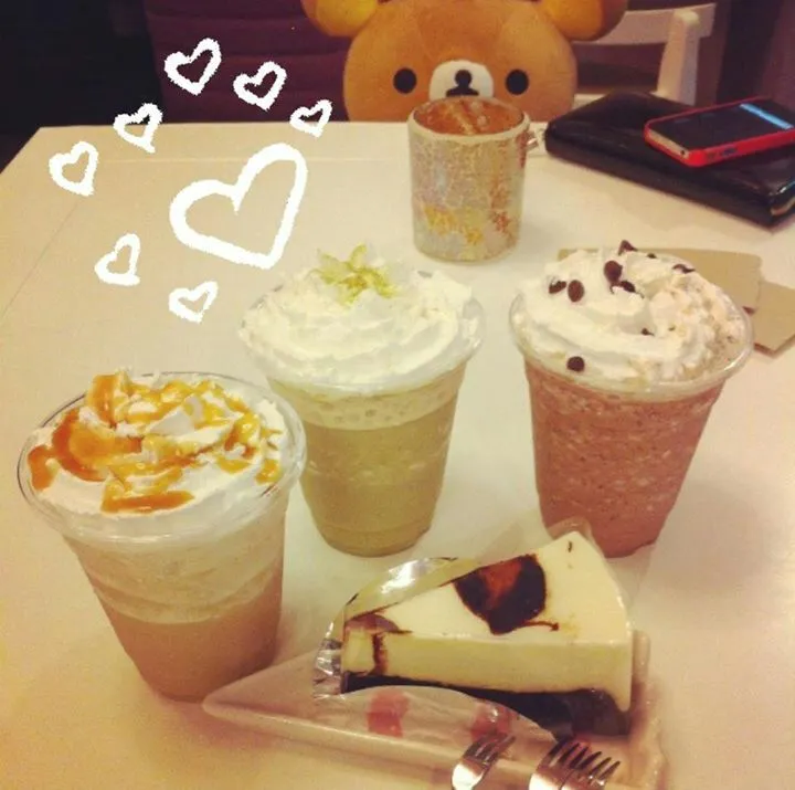 relax time with greentea, mocha, choco ♡♡|Jihye Jsさん