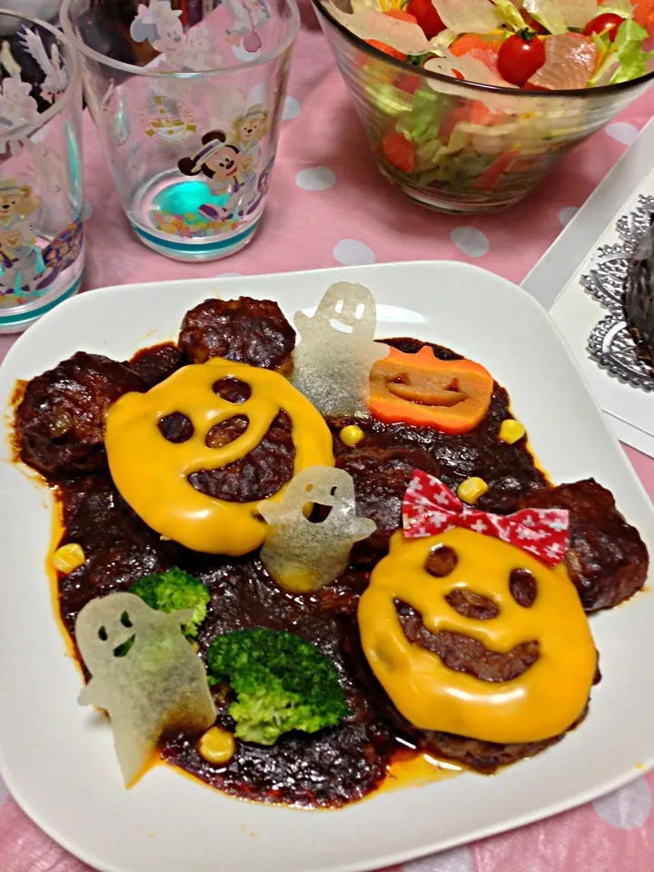 Snapdishの料理写真:ハロウィンハンバーグ♡|みやさん