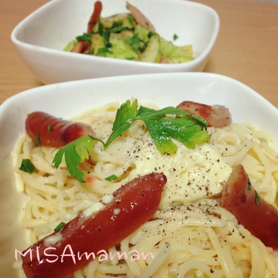 Snapdishの料理写真:カマンベールのクリームパスタ|みさmamanさん