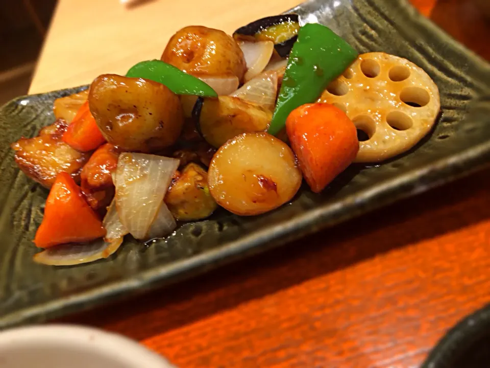 鶏と野菜の黒酢あん定食|hirotomoさん