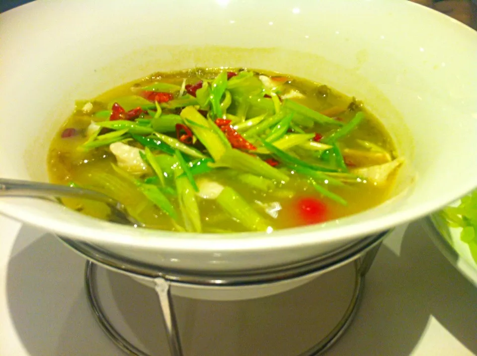 Boiled fish with preserved vegetables in pungent sauce|skyblueさん