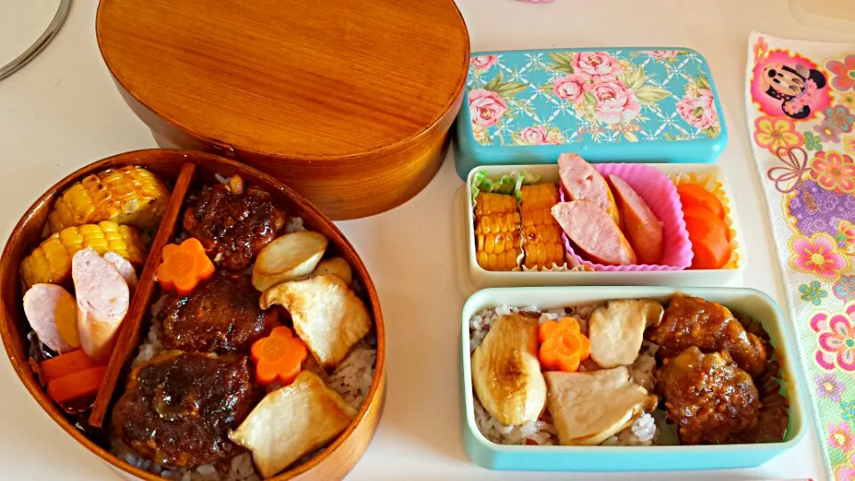 自家製大豆を使って大豆とシラスバーぐ味噌田楽ソース♪今食べたいわ。|AKIKOさん