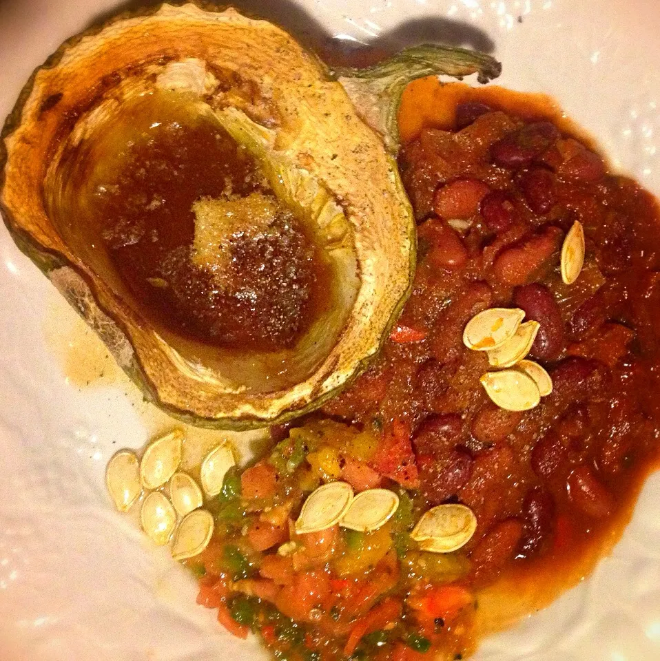 Roast pumpkin, red bean chili, and fresh salsa|Peter Simonさん