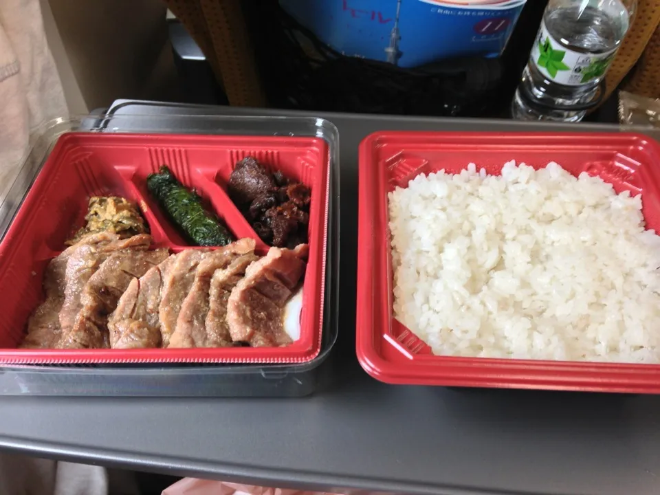 牛タン弁当|PegaOさん