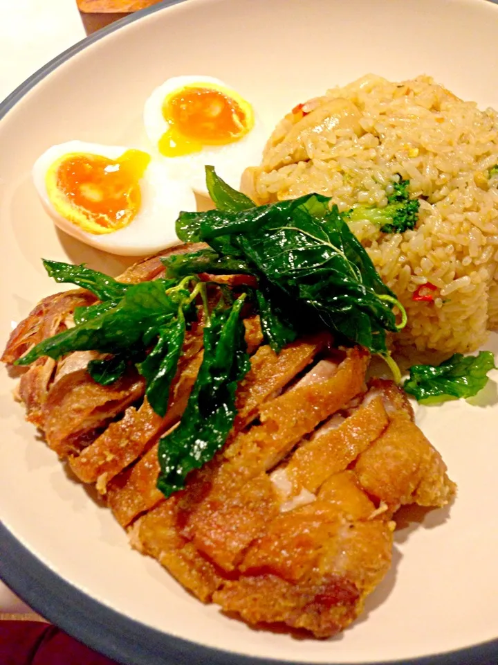 Crispy duck with basil fried rice|PhUnGさん