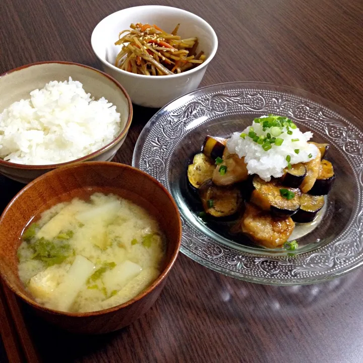 鶏と茄子のポン酢炒めの晩ご飯|mikaさん