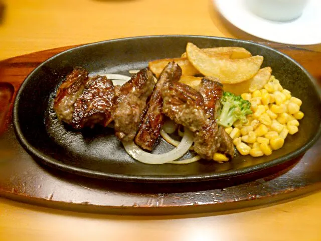 steak with bake potato n bro,|Mary Grace Disconte Capinpinさん