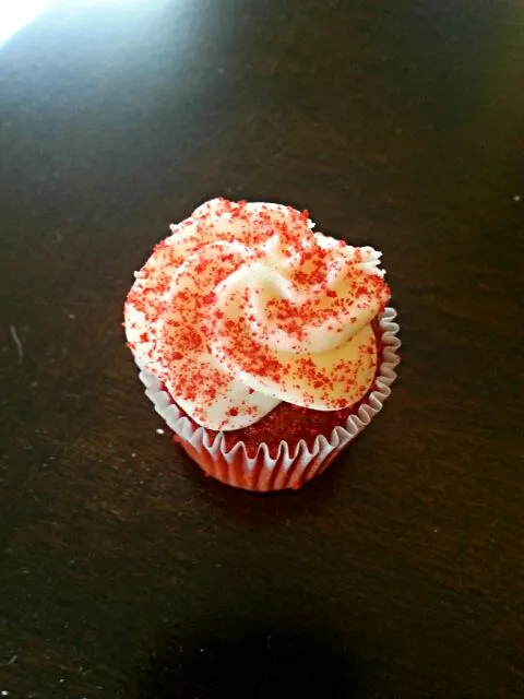 mini red velvet cupcake|ash tamさん