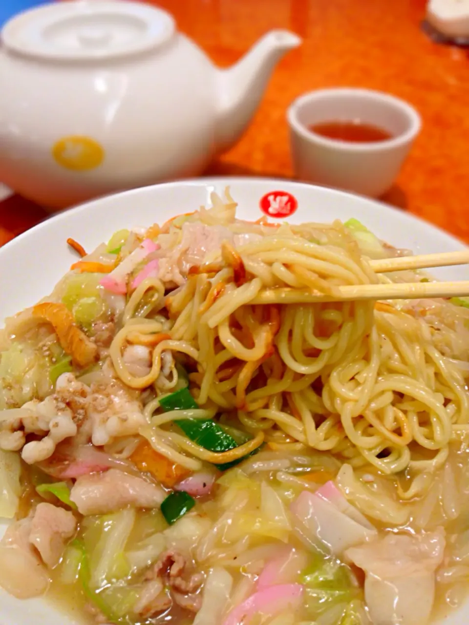 Snapdishの料理写真:天津包子舘の皿うどん 焼き太麺|tonさん